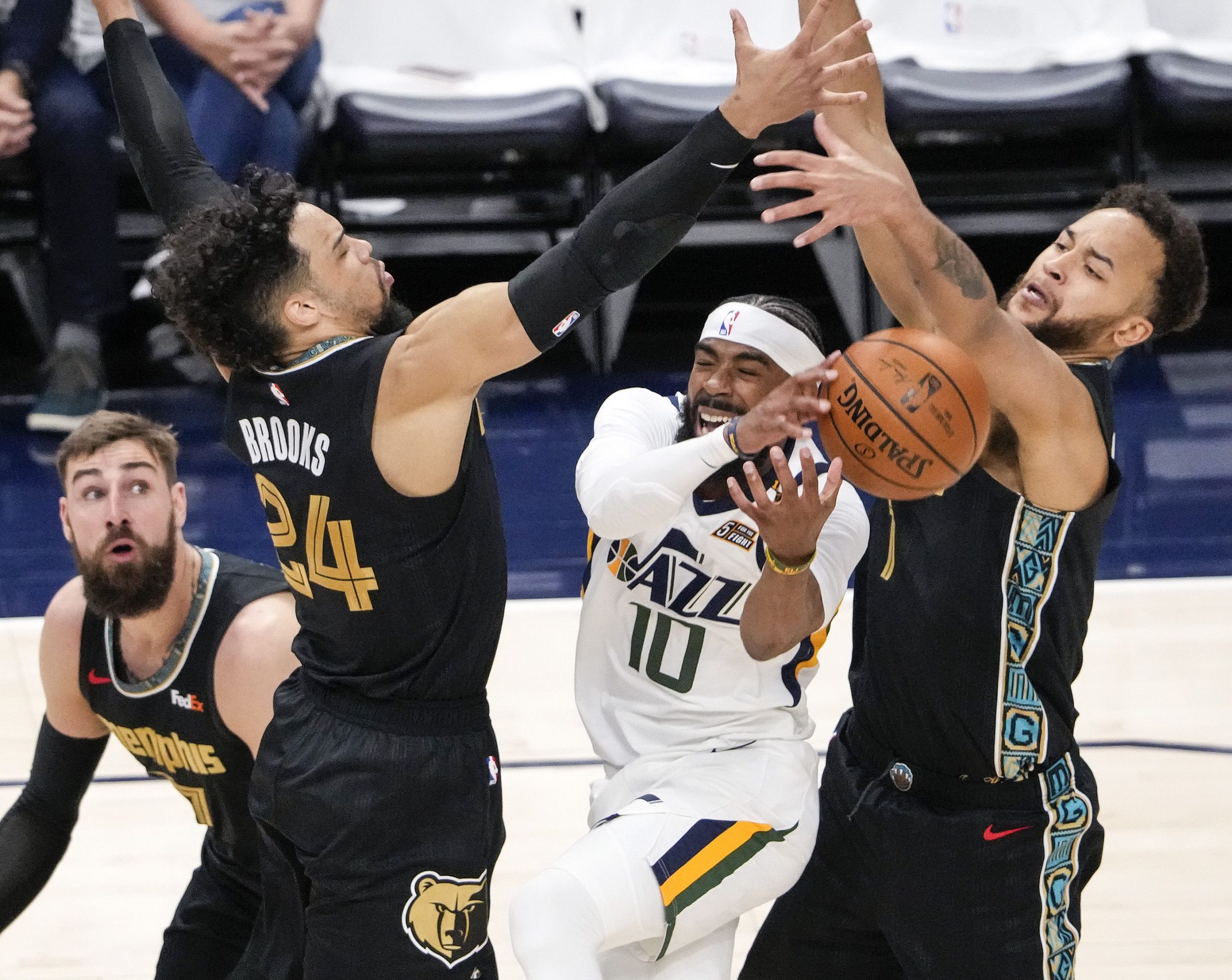 jazz vs grizzlies